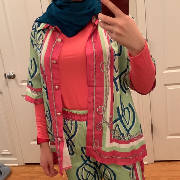 Gossip Printed Pink, Green, White and Blue Set - Picture 4 of 17